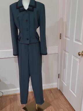 Bora Fashion Vintage Style Tailored Teal Classic Two-Piece Pant Suit - Size 12